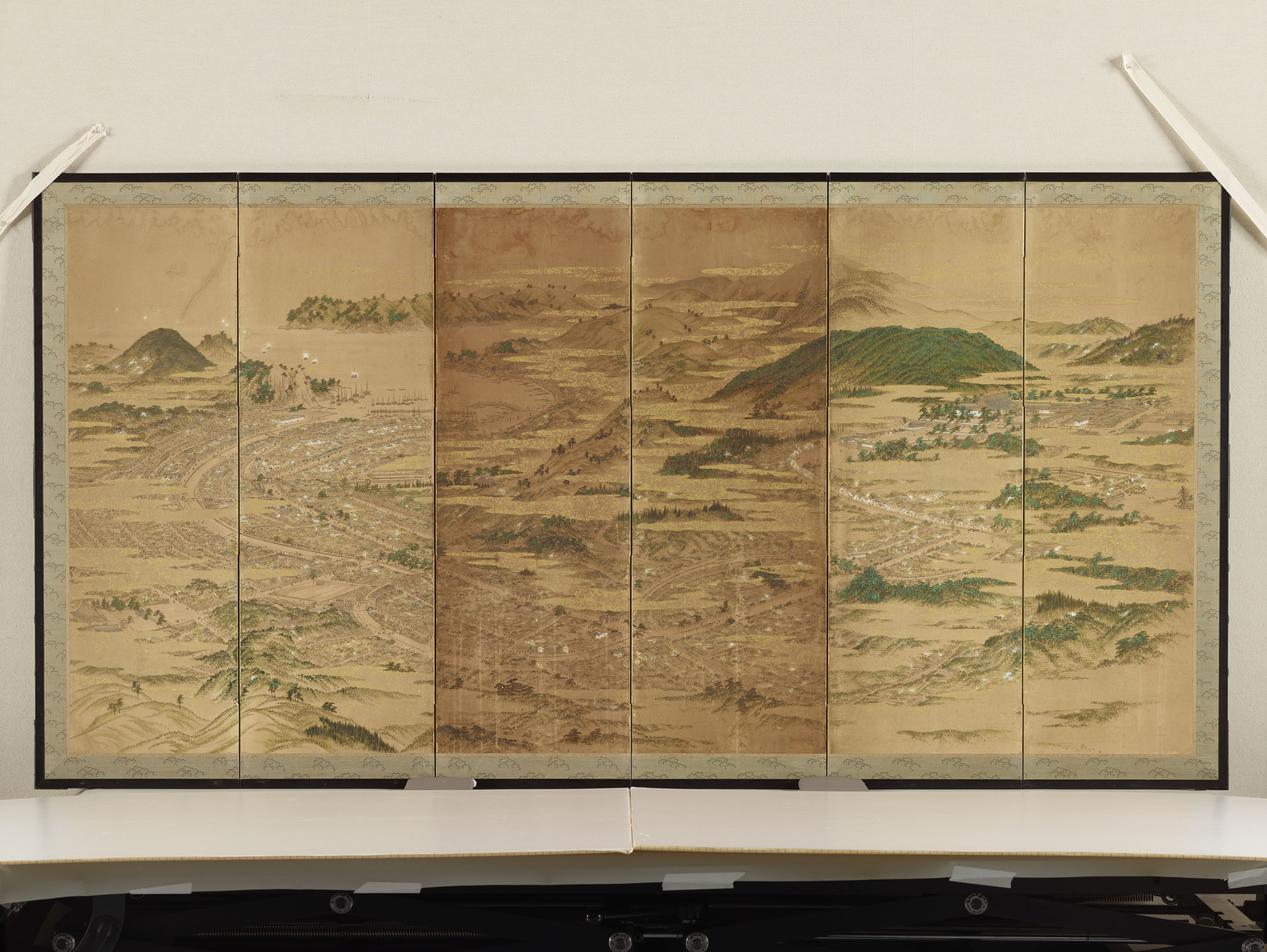 対馬府中図屏風の画像